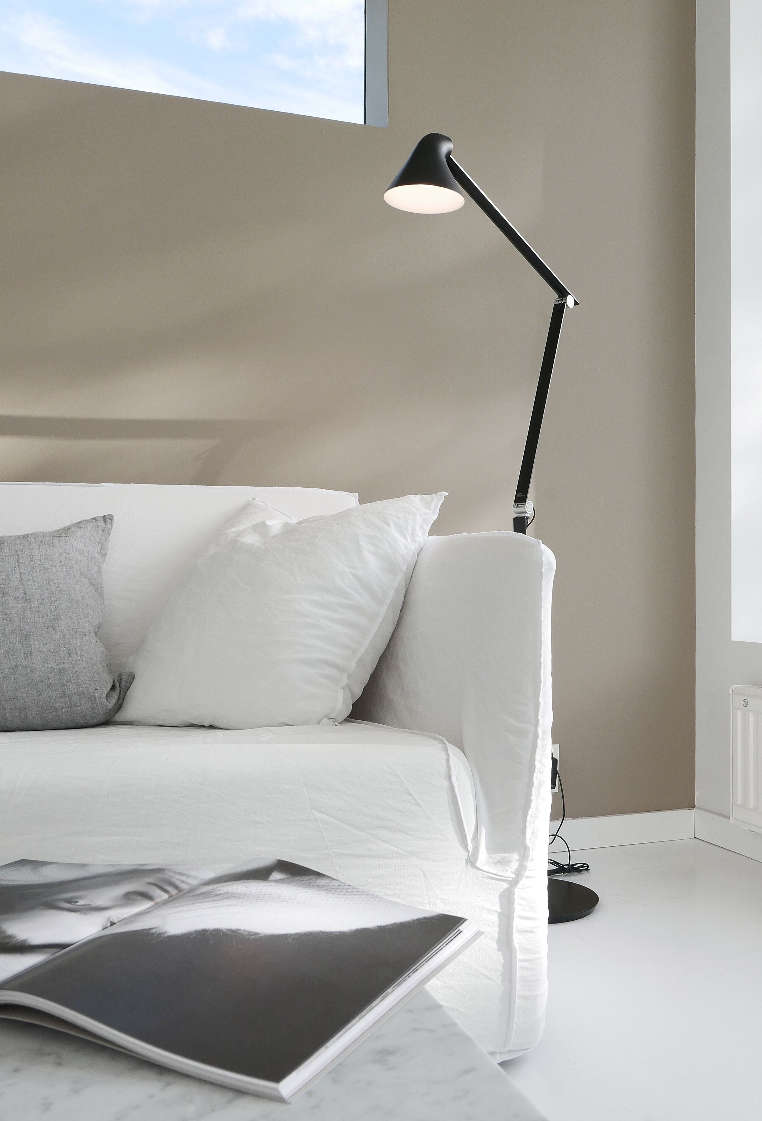 美品】Louis poulsen NJP floor lamp クリアランス本物 radimmune.com